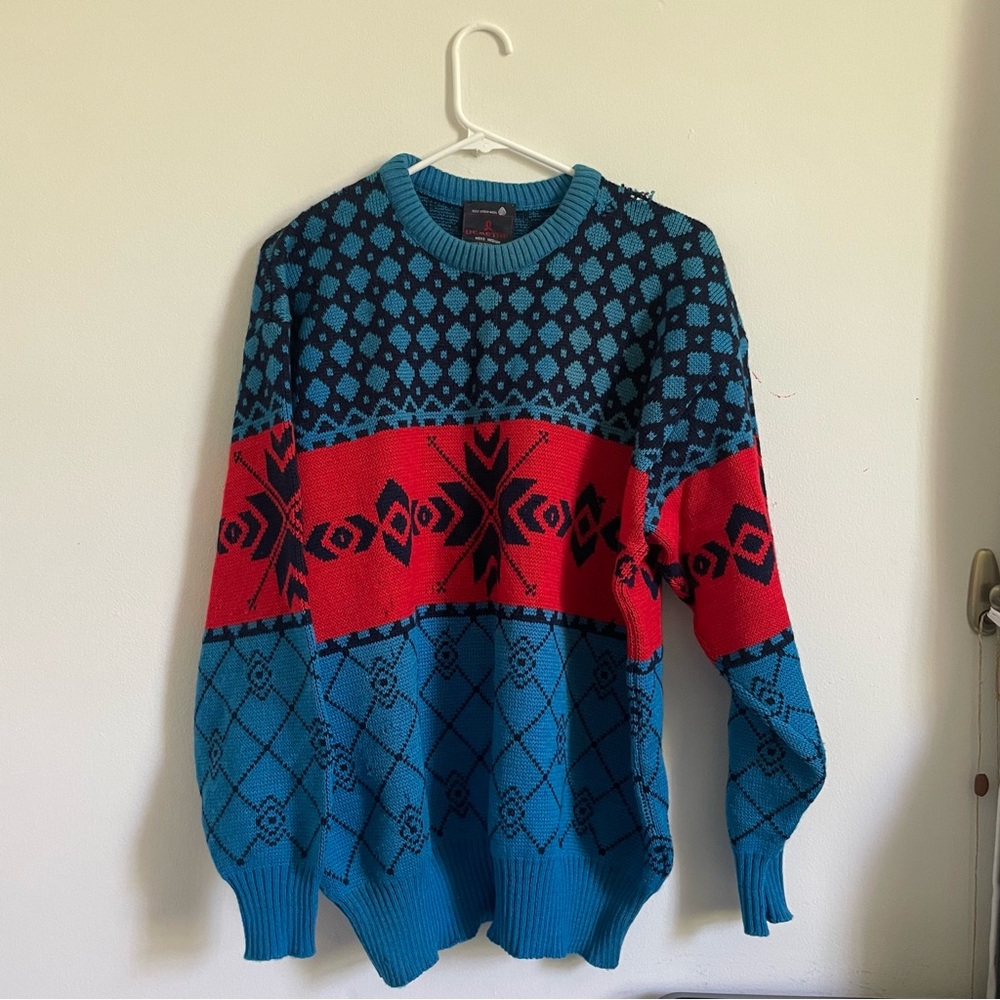 Vintg. 70’s DEMETRE Pure Virgin Wool Winter Ski Sweater Blue And Red Sz M